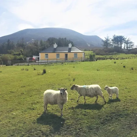 Lynchehan's House, Achill, Tonragee * Achill Island